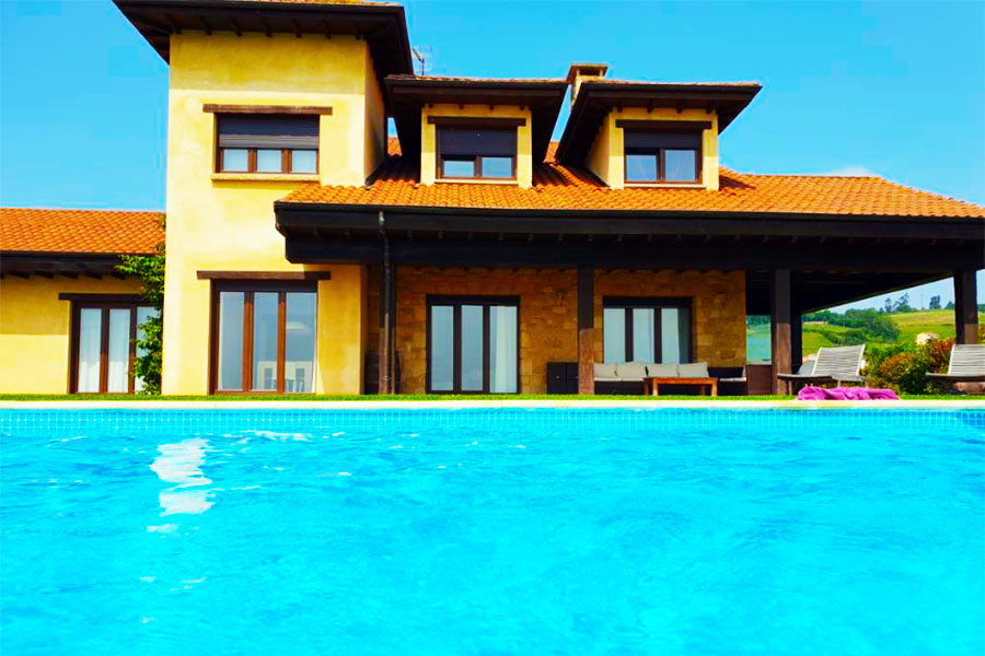hotel con piscina oviedo La Casa de Orviz