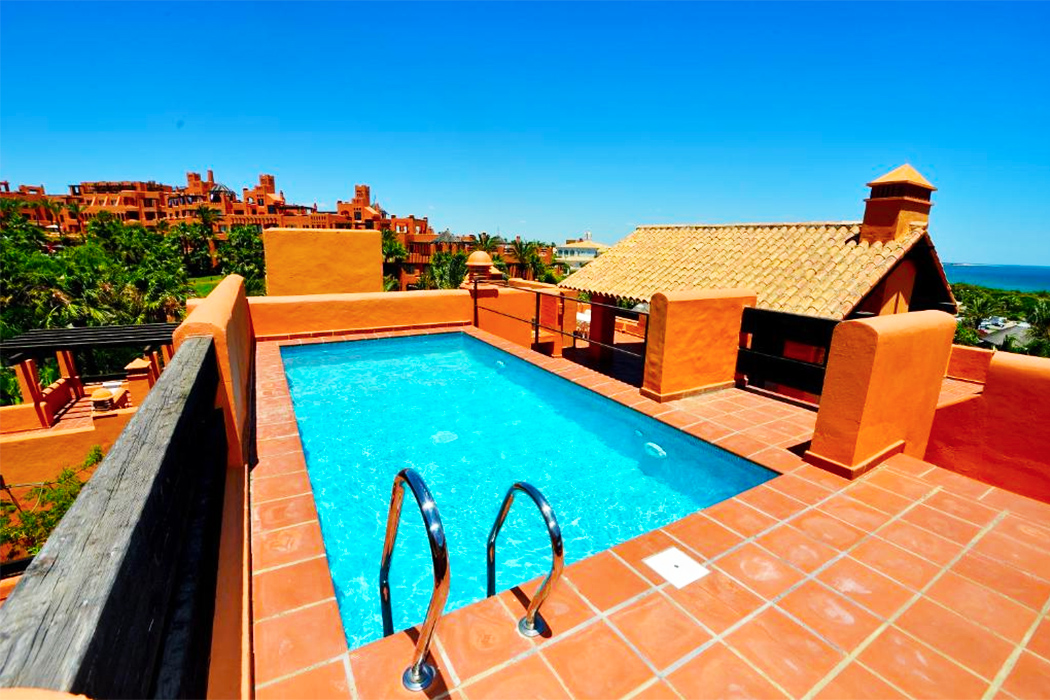 Aparthotel Novo Resort piscina privada habitacion
