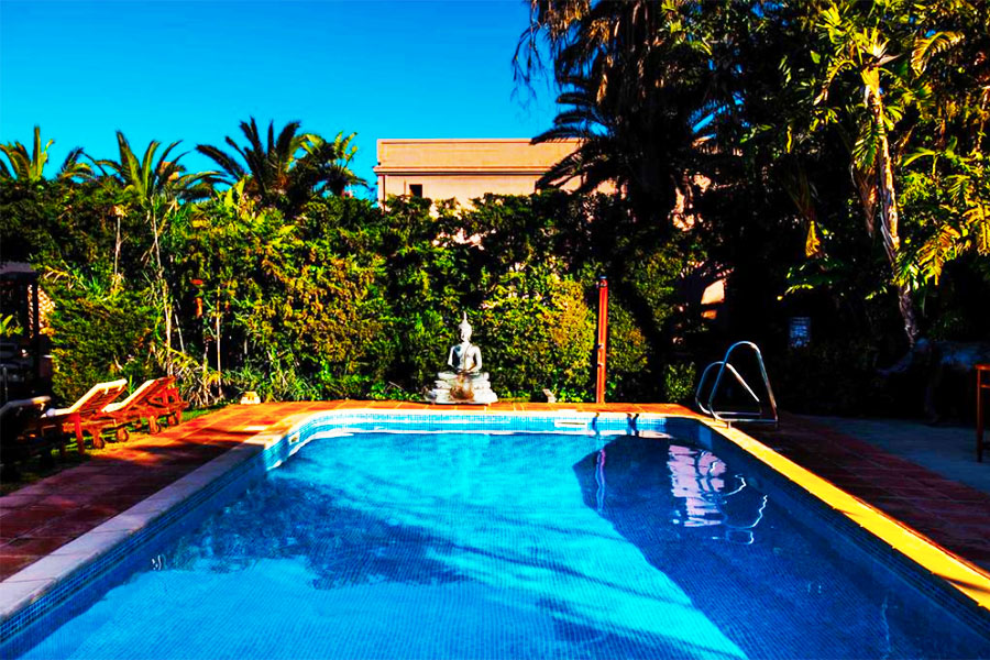 Piscina Chillout Hotel Tres Mares