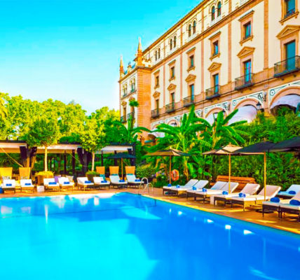 Piscina Hotel Alfonso XIII A Luxury Collection Hotel