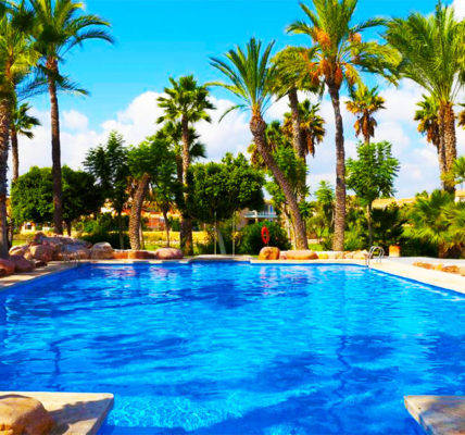 Piscina Hotel Alicante Golf