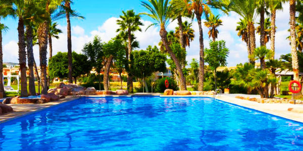 Piscina Hotel Alicante Golf