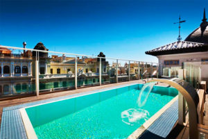 Piscina del Hotel Catalonia Gran Via
