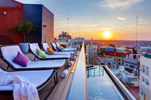 Piscina Hotel Indigo Madrid Gran Via