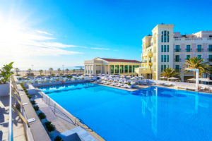 Piscina Hotel Las Arenas Balneario Resort