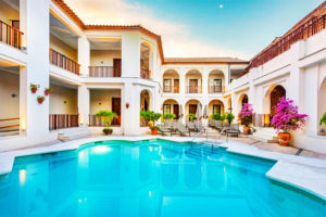 Piscina Hotel NH Collection Amistad Córdoba Piscina Hotel NH Collection Amistad Córdoba