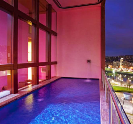 Hotel con piscina Bilbao Hotel Melia Bilbao