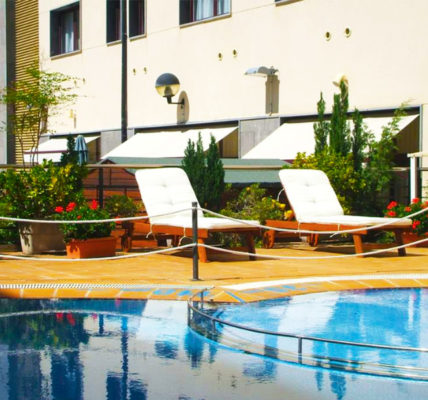 Hotel con piscina Jaca Hotel & Spa Real Jaca