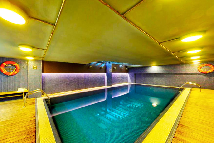 Hotel con piscina Oviedo Silken Monumental Naranco