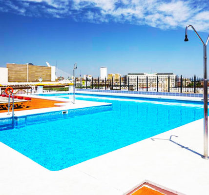 hotel con piscina sevilla Exe Sevilla Macarena