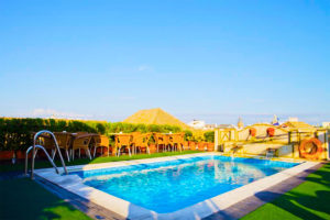hotel con piscina sevilla Hotel Dona Maria