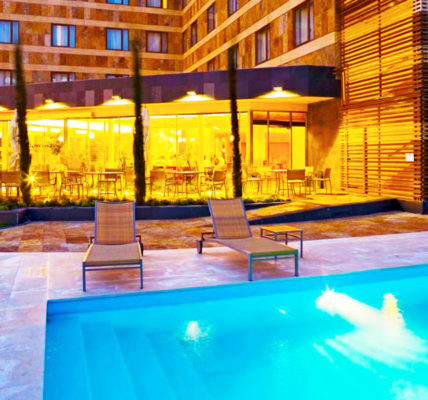 Hotel con piscina Valladolid Sercotel Valladolid