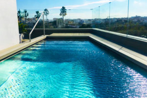 Piscina Hotel Kivir Sevilla