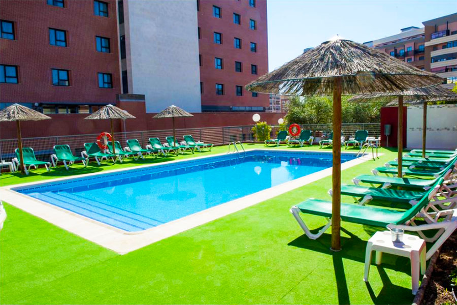 Hotel Las Atalayas Extremadura: Hotel en Cáceres Piscina al Aire Libre