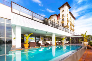 Piscina Gran Hotel La Florida G.L Monumento