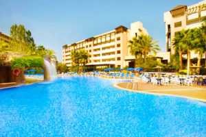 Piscina H10 Salauris Palace