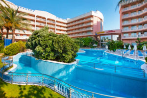 Piscina Hotel Dorada Palace