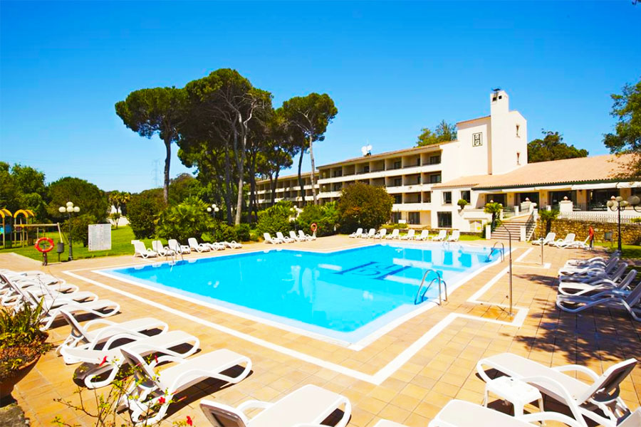 Hotel Guadacorte Park: Hotel en Algeciras Piscina al Aire Libre