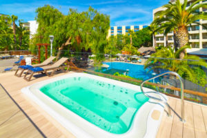 Piscina Hotel H10 Salou Princess