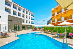 Piscina Hotel RH Portocristo Piscina Hotel RH Portocristo